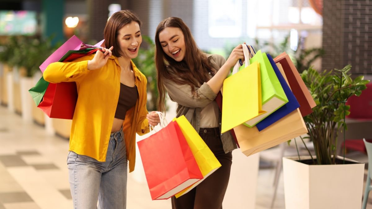 Best Shopping Malls in Ajman: Where to Shop, Save and Beat the Heat